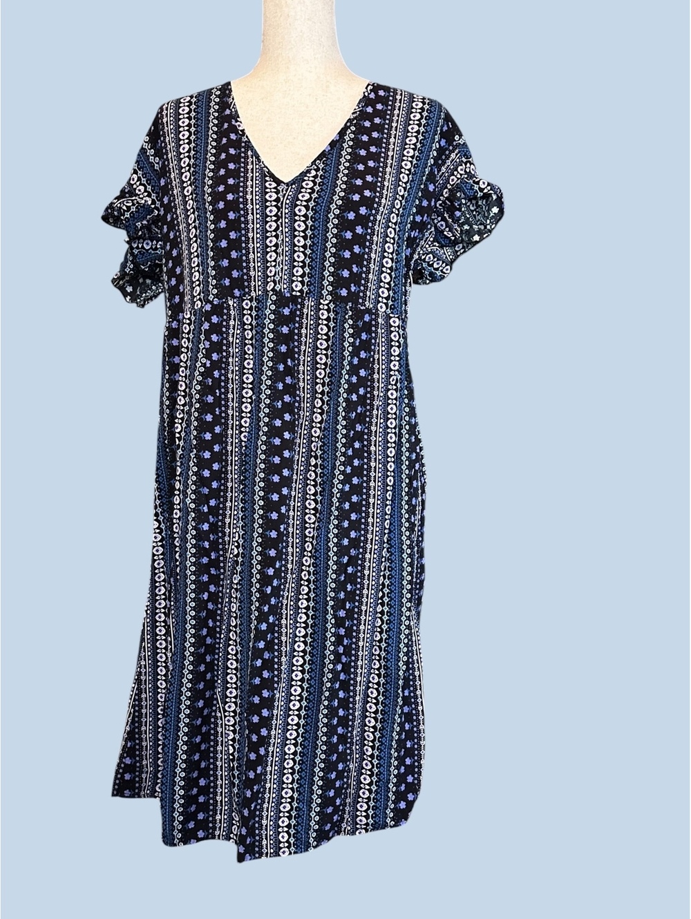 Bloomchic Women's Patterned V-Neck Dress Size US 12